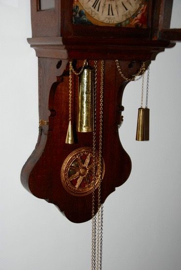 DW32 Frisian Wall clock 'Spinnekopje' with rocking shipps automaton. - image 6