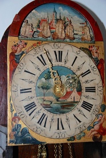 DW32 Frisian Wall clock 'Spinnekopje' with rocking shipps automaton. - image 3