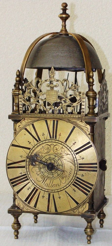 LA10 One hand lantern clock - image 2
