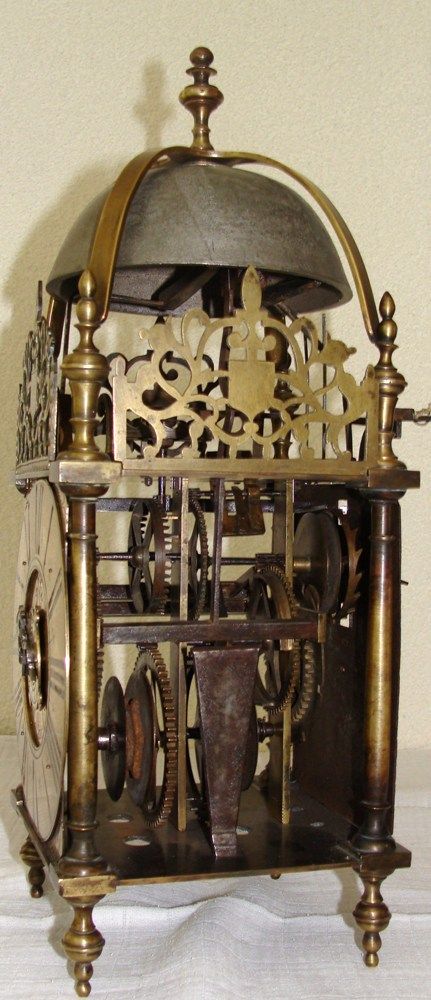 LA10 One hand lantern clock - image 7