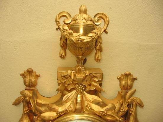 W20 Louis Seize Cartel clock. In superb original condition period gilding - image 6
