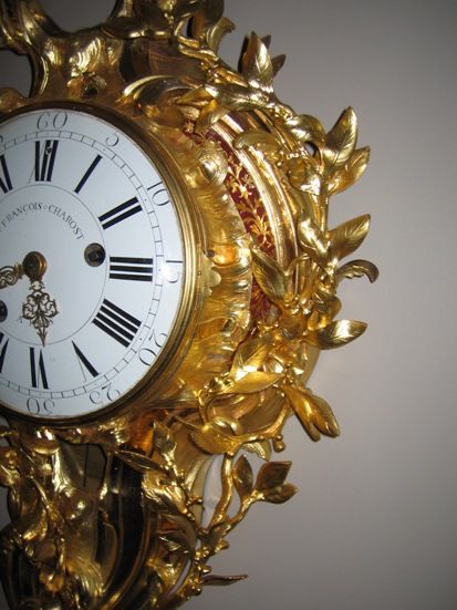 W22 Transitional Louis Quinze/Seize Cartel clock, in superb original condition and perfect gilding - image 5