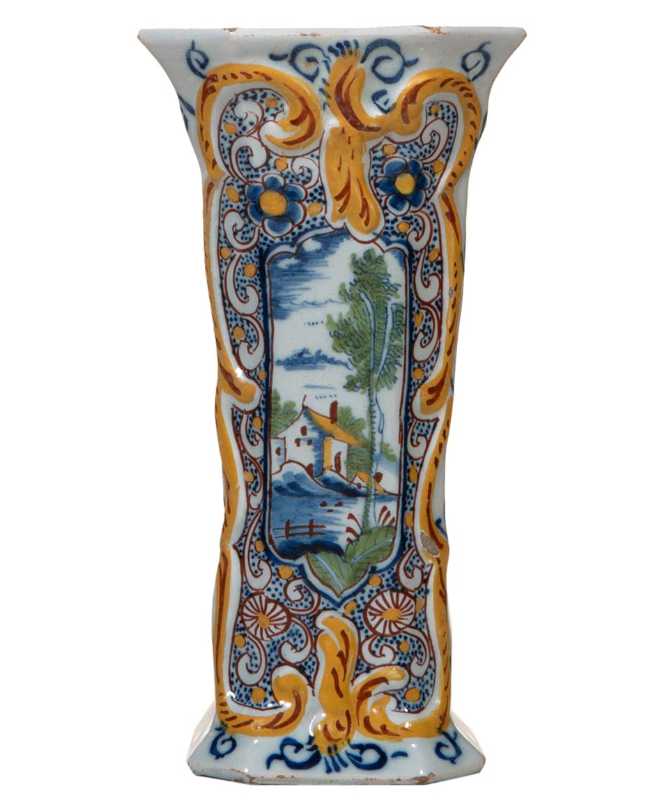 A Polychrome 5-Piece Dutch Delft Garniture - afbeelding 4