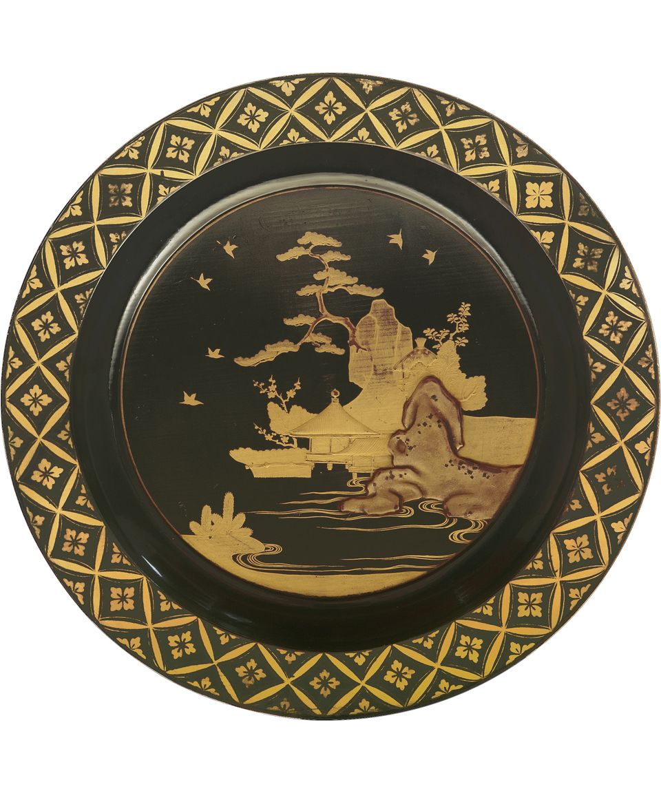 A Pair Japanese Export Black Lacquered Woden Plates - Edo period - image 2