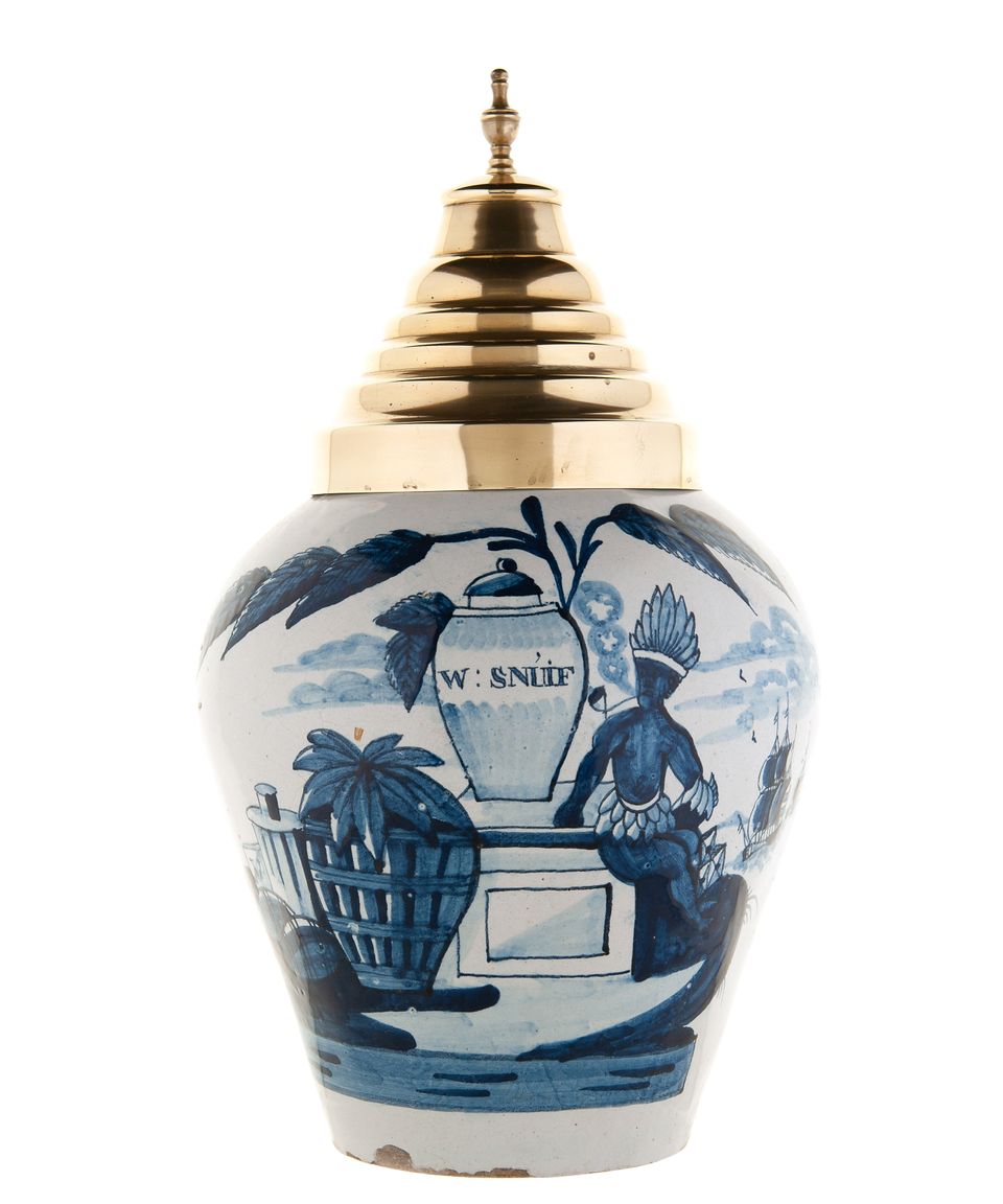 A Set of Five Blue and White Dutch Delft 'VOC' Tobacco Jars - afbeelding 4