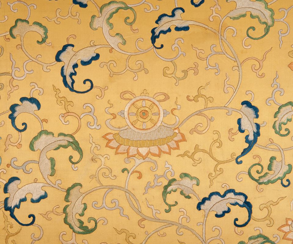 An Imperial Yellow-ground Embroidered Silk Panel - image 9